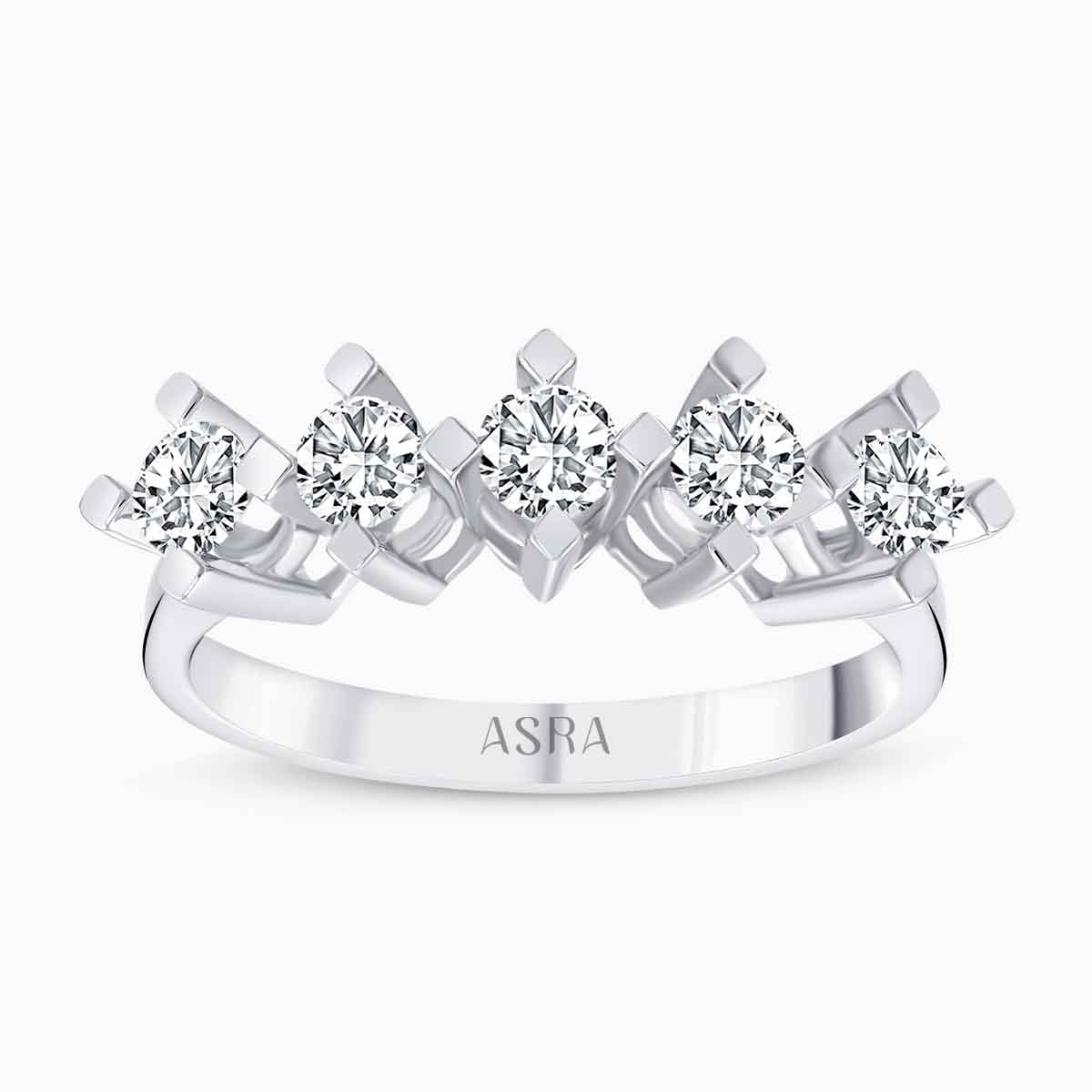 0.72 Karat Pırlanta Beştaş Yüzük