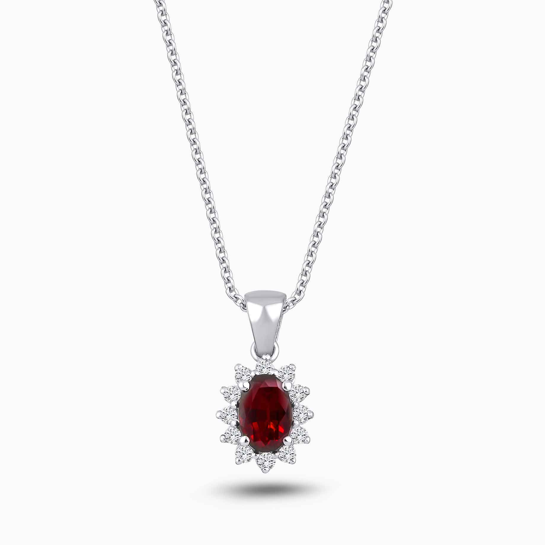 0.67 Karat Pırlanta Oval Yakut Kolye