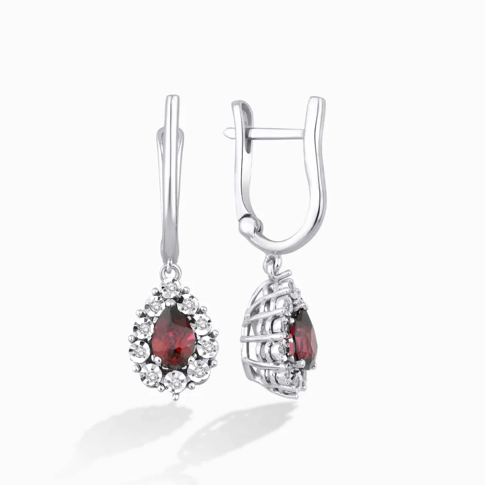 1.02 Karat Pırlanta Yakut Küpe