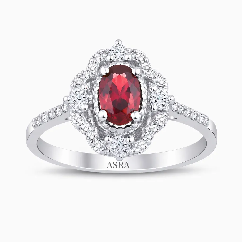 0.76 Karat Pırlanta Oval Yakut Yüzük