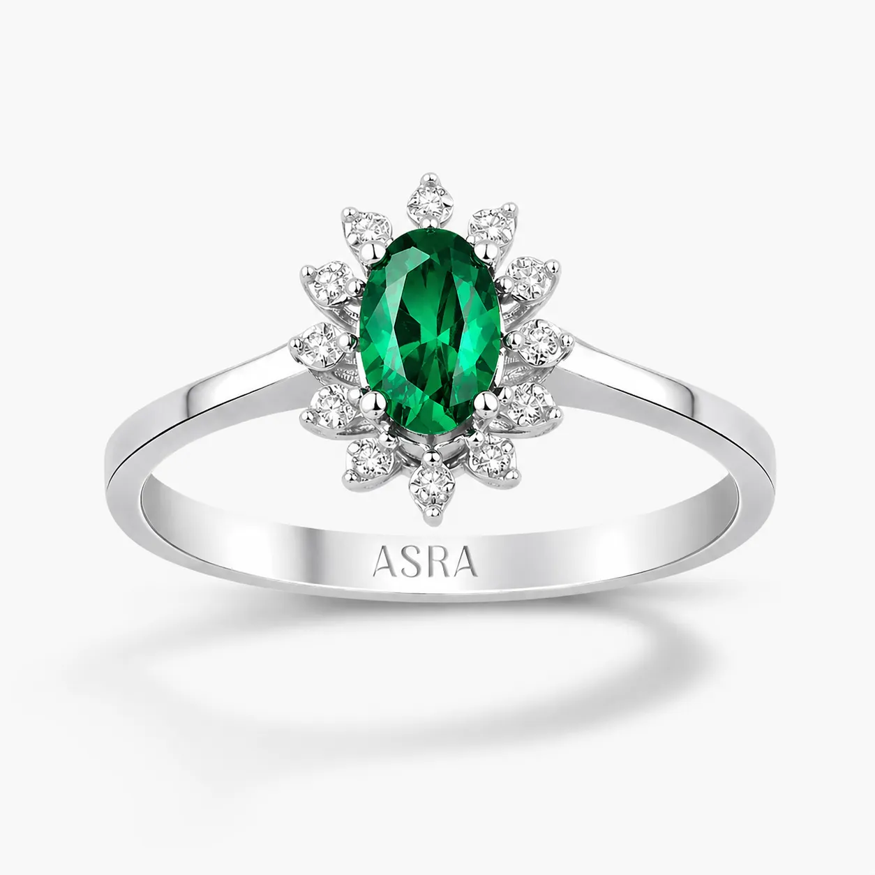 0.39 Karat Pırlanta Zümrüt Yüzük