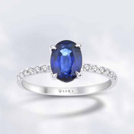 1.76 Karat Pırlanta Oval Safir Yüzük