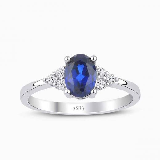 0.82 Karat Pırlanta Oval Safir Yüzük